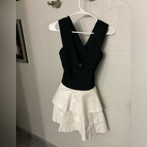 Robert Rodriguez Black & White Fit & Flare mini-dress. Size 8.